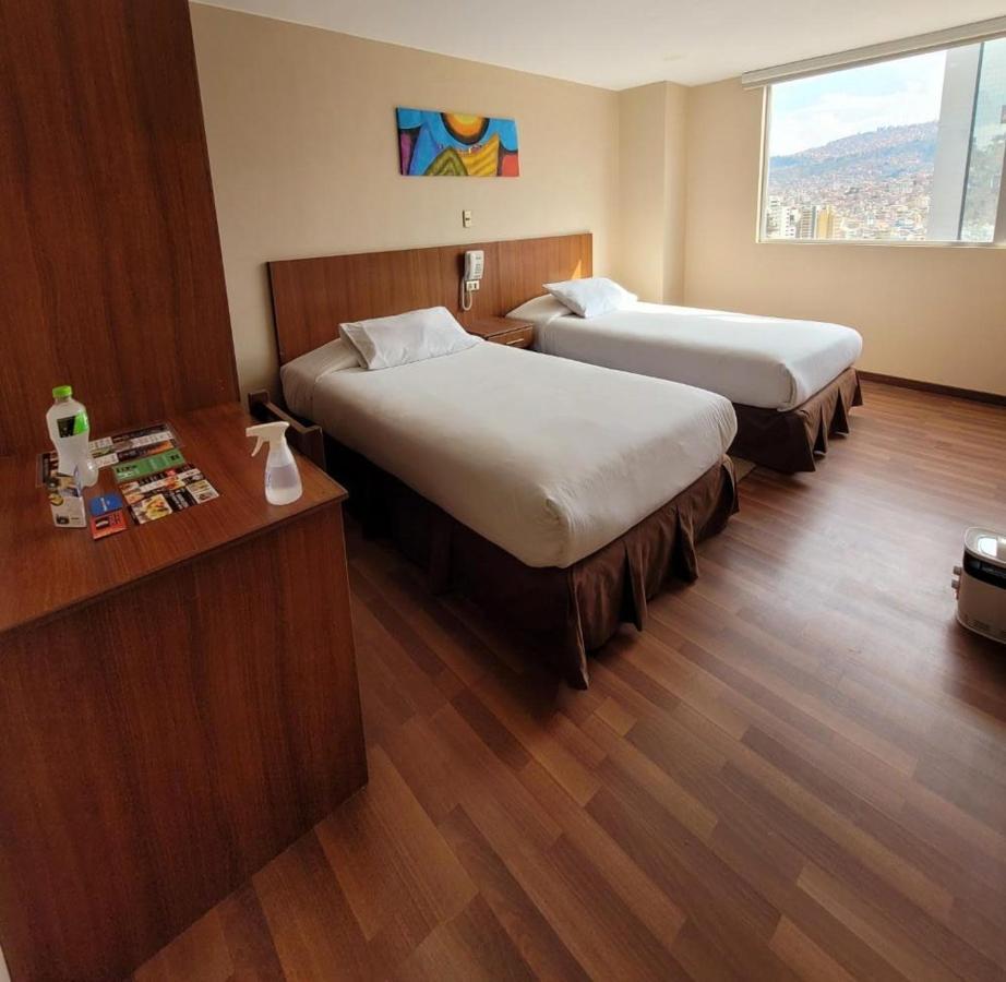 Hotel Madrid 拉巴斯 外观 照片